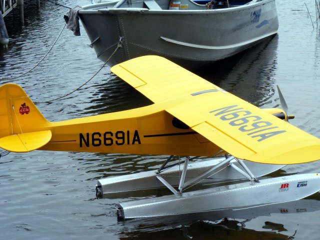 Cub floats_1.jpg